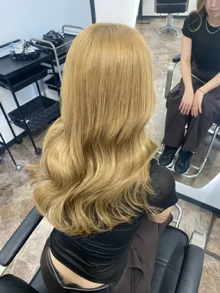 ロング LOA所属・石田 晴香のヘアスタイル