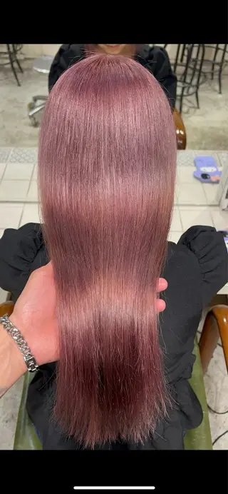 ロング カラー 近藤 乃紀のヘアスタイル