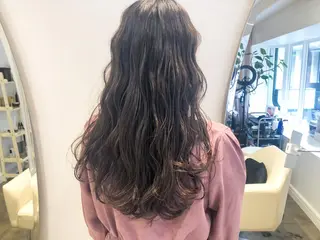 ロング カラー SHEARA BY CARE所属・. AYUKAのヘアスタイル