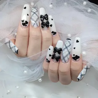 ネイル 金井 奈々のネイルデザイン