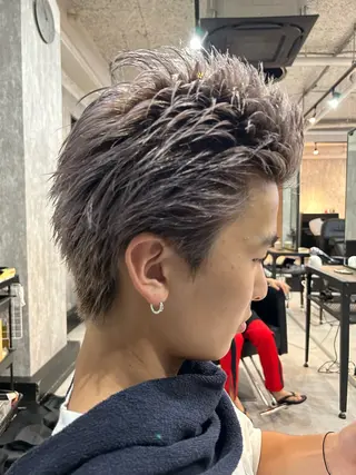 カラー メンズ TIDE HAIR 高槻店所属・TIDEHAIR. IKUのヘアスタイル