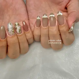 ネイル BONHEUR Annaのネイルデザイン