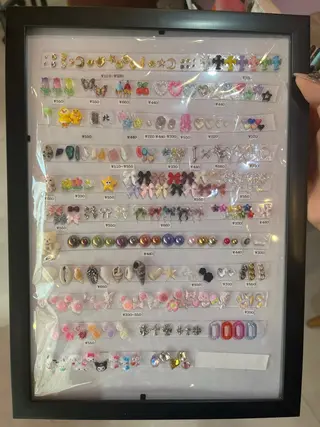 ネイル NICOnail&eyelash 三軒茶屋所属・♡ KAEDE ♡のネイルデザイン