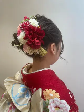 セミロング ヘアアレンジ レイヤー/ハイトーン 🫧‪Erikaのヘアスタイル