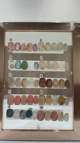 ネイル nail&eyeLily  登戸店所属・酒井 彩奈のネイルデザイン