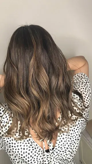 ロング カラー 艶髪職人 山本隼正のヘアスタイル