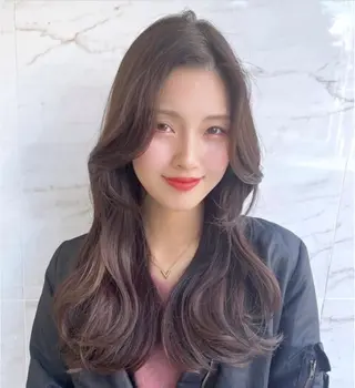 ロング ORO所属・梶 久菜乃のヘアスタイル