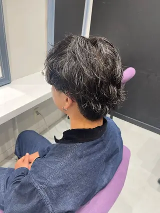 メンズ 超透明感カラー🦋韓 国羽エクステ🪽🫧のヘアスタイル