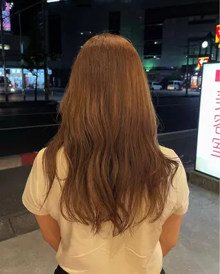 セミロング カラー セジールヘアメゾン所属・韓国レイヤー/透明感 カラー🐈曾根高のヘアスタイル