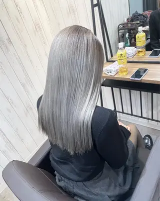 ロング ブリーチ特化🎖️ピ ンクカラー高橋さやかのヘアスタイル