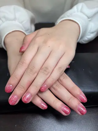 ネイル ネイルサロンエーナイン福住店所属・吉田 采未のネイルデザイン