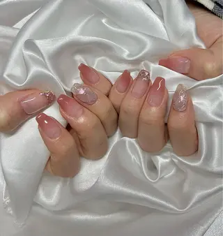 ネイル ちゅるんネイル🪄 耳ツボジュエリー🔗のネイルデザイン