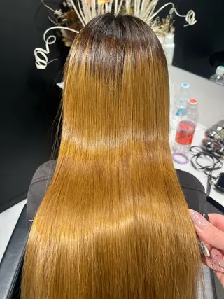 ロング パーマ 髪質改善∕艶髪∕ マンツーマン施術のヘアスタイル
