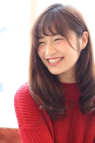 セミロング パーマ カラー 野田 茉希のヘアスタイル