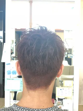 ショート カラー メンズ 吉村 周馬のヘアスタイル