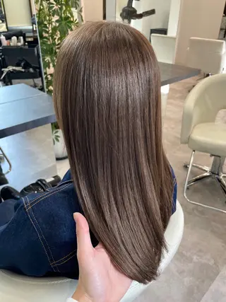ミディアム カラー 近澤瑠以✂︎ベージュ /透明感カラーのヘアスタイル
