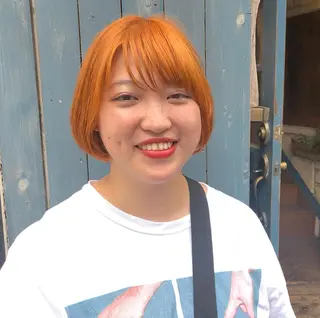 ショート カラー ブリーチ、パーマ 西部笑のヘアスタイル