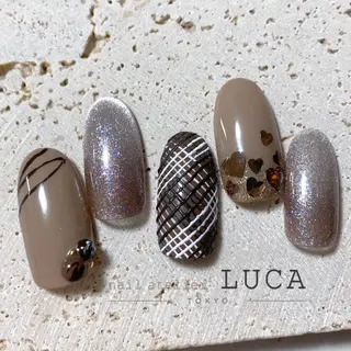 ネイル ネイルアトリエルカ スタッフのネイルデザイン