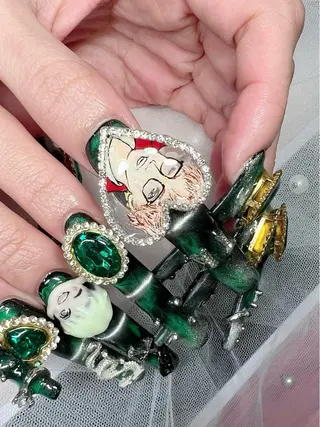 ネイル ガールネイルサロン所属・ガール　ネイルサロン 垣内　英里のネイルデザイン