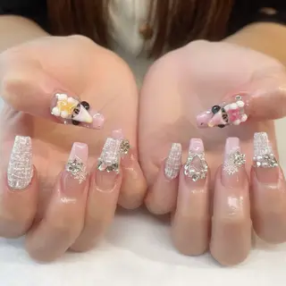 ネイル 💎🐰 saki. m 🐰💎のネイルデザイン