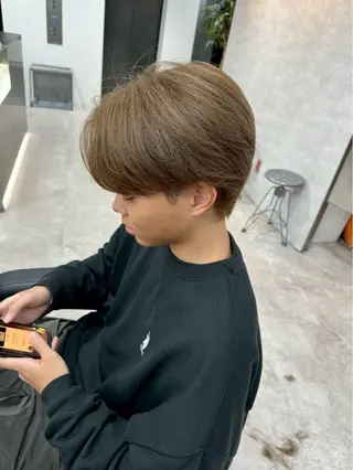 カラー メンズ 💈フェザーパーマ 須賀俊介💈のヘアスタイル