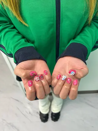 ネイル 加藤 楓子のネイルデザイン