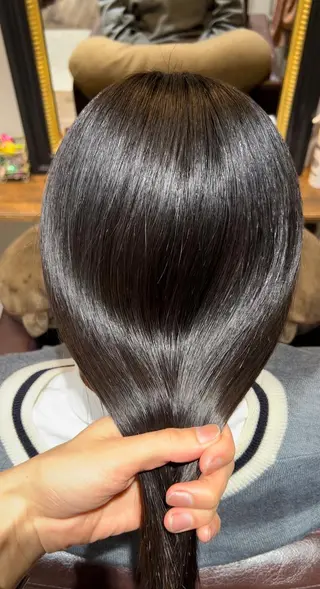 ロング 小嶋 秀明/ 本物の髪質改善⭐️のヘアスタイル