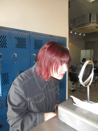 ミディアム レイヤーカット\ウル フ　chinatsuのヘアスタイル