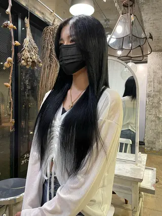 ロング ヘアアレンジ 🫧🇰🇷韓国ヘア レイヤー🐺Yutaのヘアスタイル