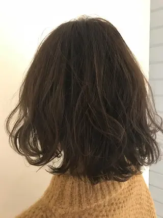 ショート カラー パーマ 艶髪カラー&ウルフ フルカワ ヒロズミのヘアスタイル