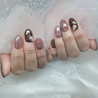 ネイル 金井 奈々のネイルデザイン