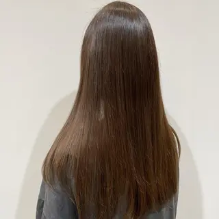 カラー AiCK 渡邊 胡那のヘアスタイル