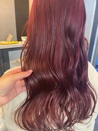 ロング カラー 手塚 由佳のヘアスタイル