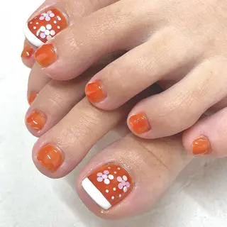 ネイル Bianca市ヶ谷店 Aiuraのネイルデザイン