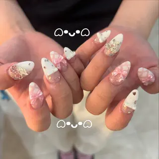 ネイル 栗田 ゆう子のネイルデザイン