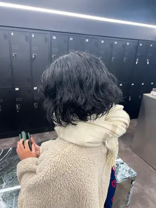 ミディアム パーマ je suis heureuse所属・ハイライトカラー 🌀ゆい❣️のヘアスタイル