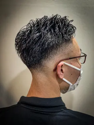 ショート パーマ メンズ 目黒六 MEGURO BARBERSHOP6PPONGI所属・【メンズ限定】 旭岡亘哉のヘアスタイル