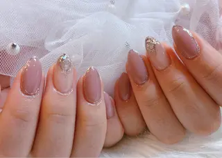 ネイル le'a-レア-【ア イ×ネイル×眉】のネイルデザイン