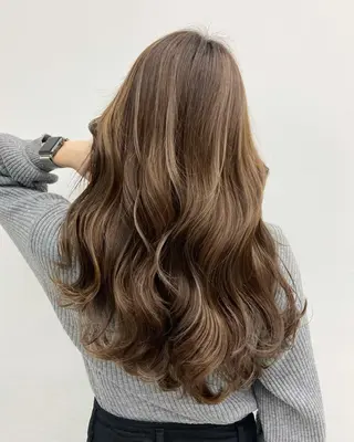 ロング 韓国レイヤー/ヘア カラー🎀ayamiのヘアスタイル
