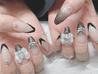 ネイル 芦辺 香奈のネイルデザイン