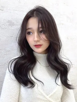 ロング Kanami/韓国風 /艶カラーのヘアスタイル