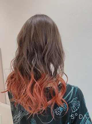 セミロング カラー 店長ハイトーンカラー 柞山史奈のヘアスタイル