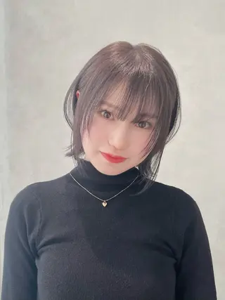 ミディアム カラー 小顔ショート🌿 Say.石川葵のヘアスタイル