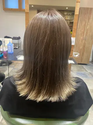 セミロング 髙橋 瀬那のヘアスタイル