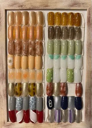 ネイル HENRIETTA NAILSALONのネイルデザイン