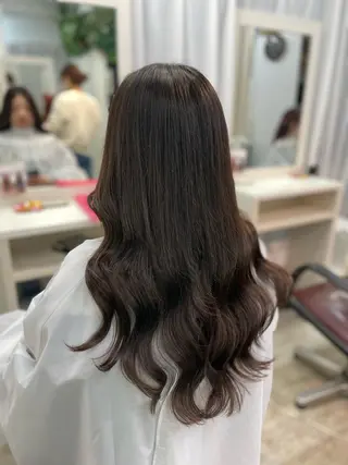 ロング カラー 韓国ヘア🤍髪質改善 🇰🇷AKANEのヘアスタイル