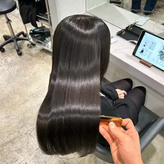 セミロング 割れ癖も直す髪質改善 美容師✨みやたのヘアスタイル