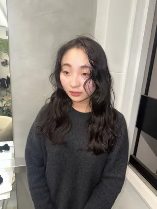 セミロング 金田 法子のヘアスタイル
