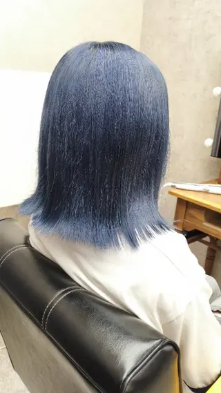 セミロング カラー たつや/ハイトーン/ バレイヤージュのヘアスタイル