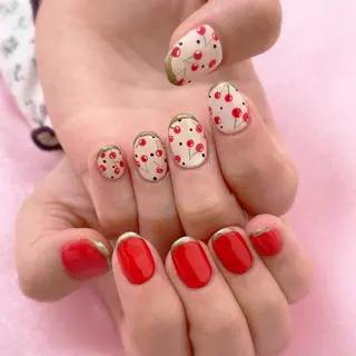 ネイル 五十嵐 美智のネイルデザイン